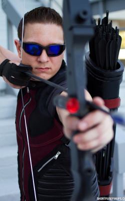 Hawkeye cosplay Avengers cosplay A to Z Cosplay